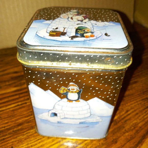 CANDLE Winter scene NEW 3.25" - Picture 1 of 10